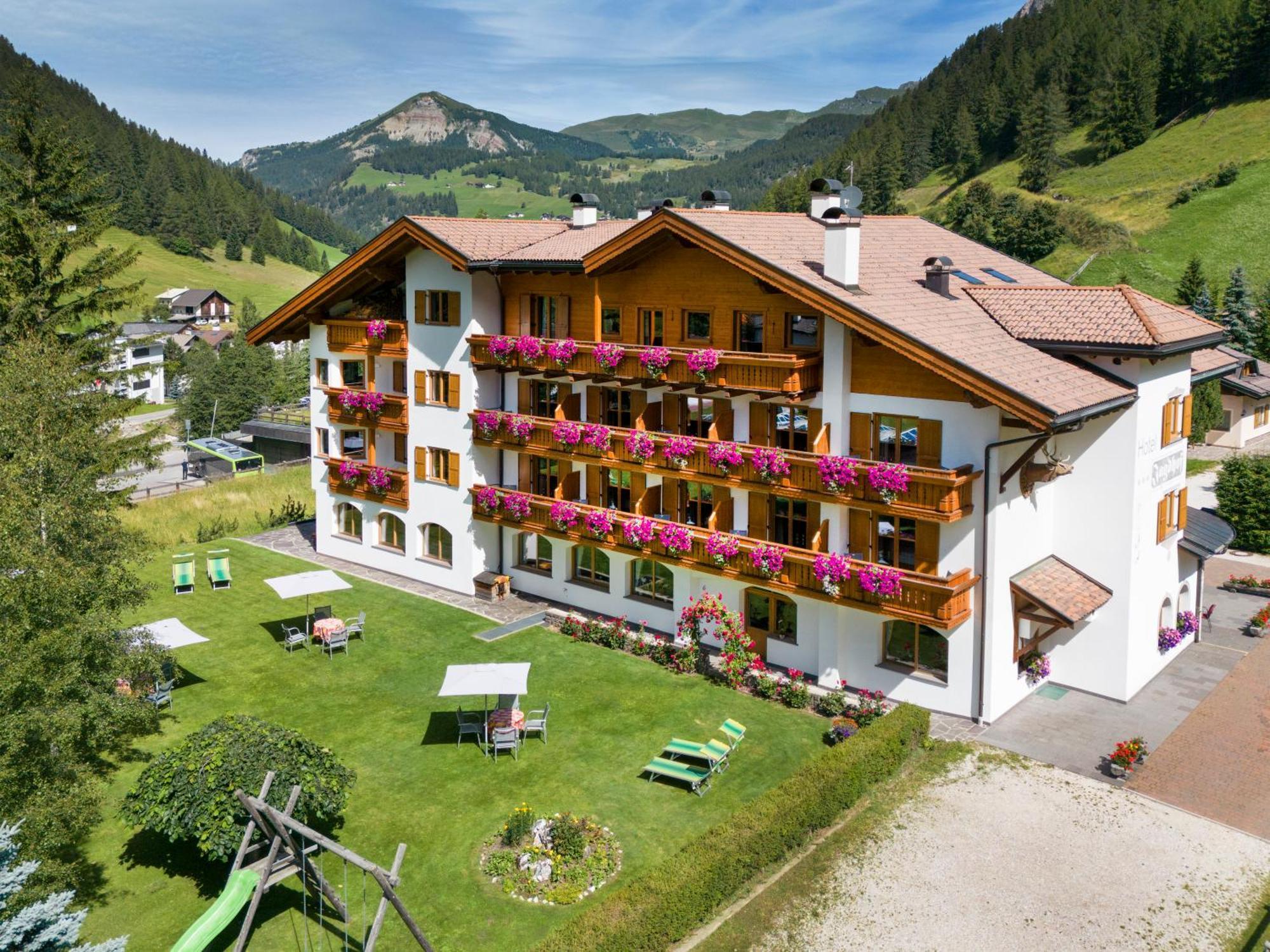 Hotel Jagdhof Selva di Val Gardena Luaran gambar