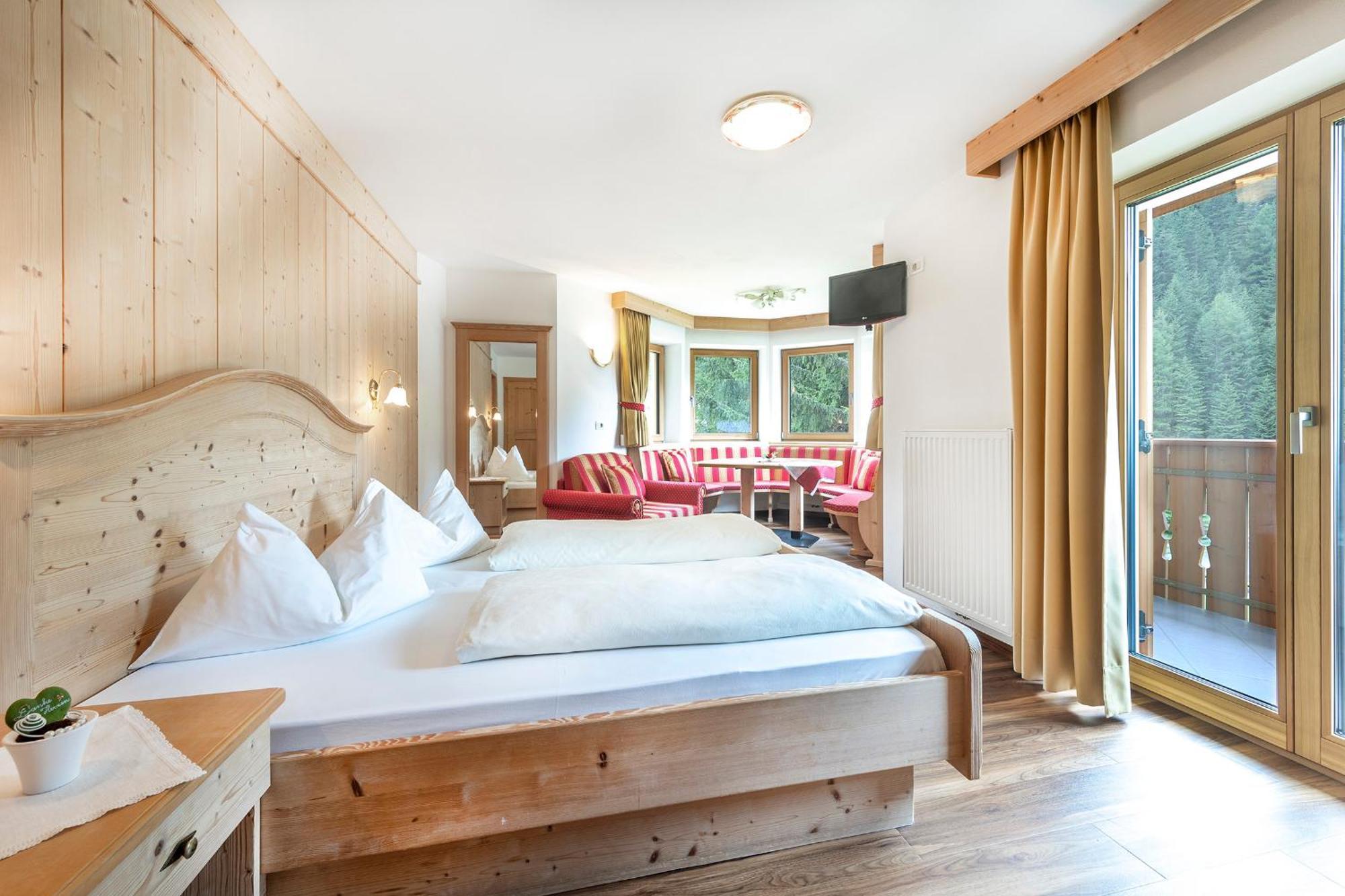 Hotel Jagdhof Selva di Val Gardena Luaran gambar